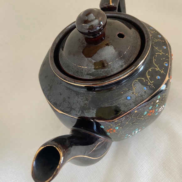 Vintage Moriage Hand Painted Tea Pot - Picture 6 of 7